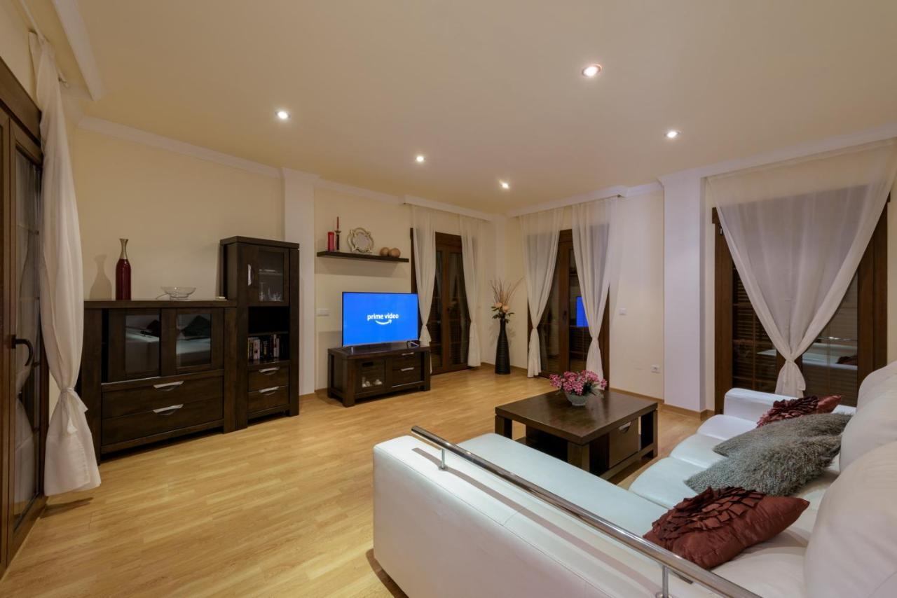 Apartamento Centrico Sibarys - 1 Dormitorio- Calle Pintada Nerja Exterior photo